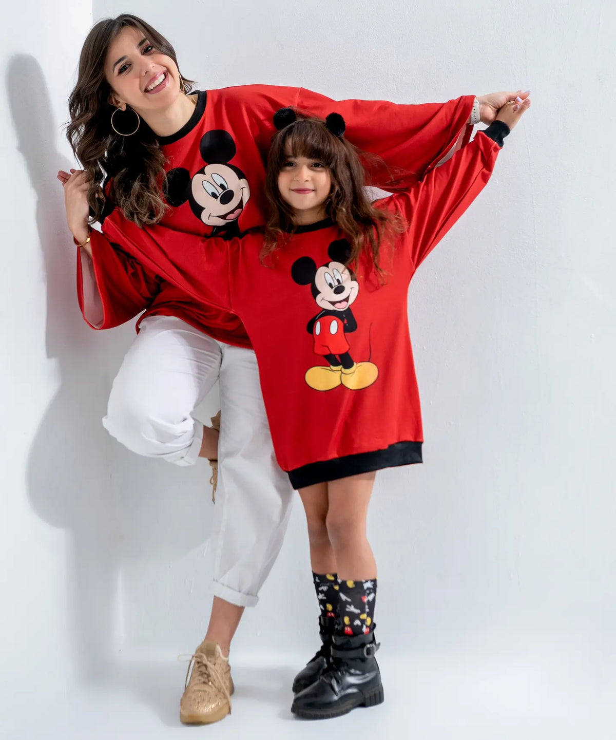 Mickey mouse red sweatshirt-Mummy